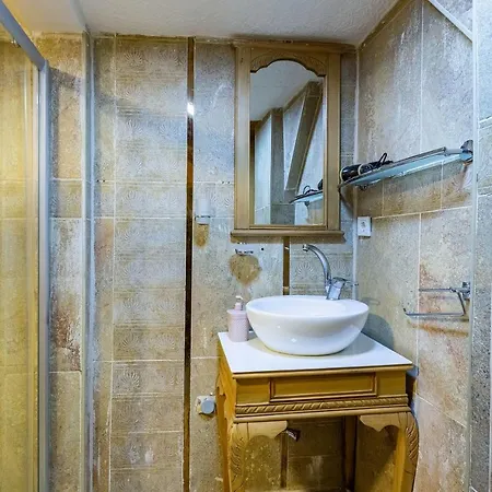Cozy And Peaceful Duplex In Historical Balat Κωνσταντινούπολη